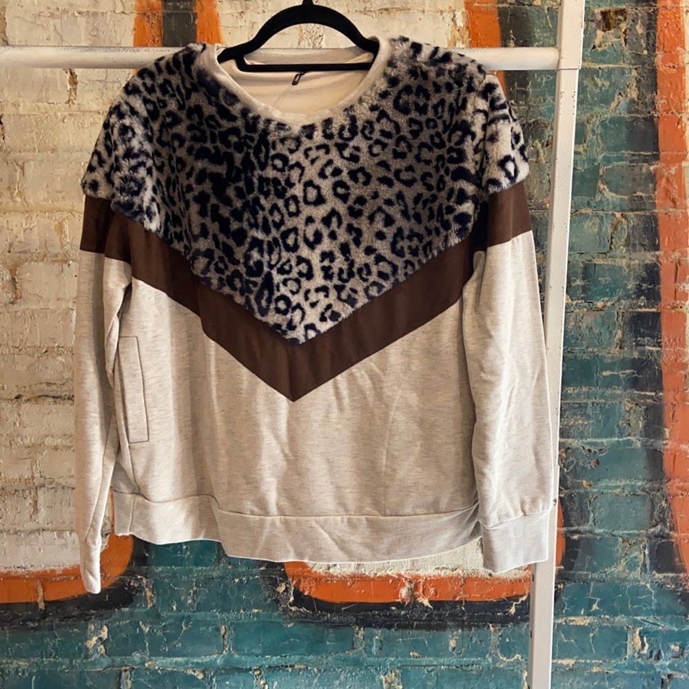 Capote Crewneck Size Large